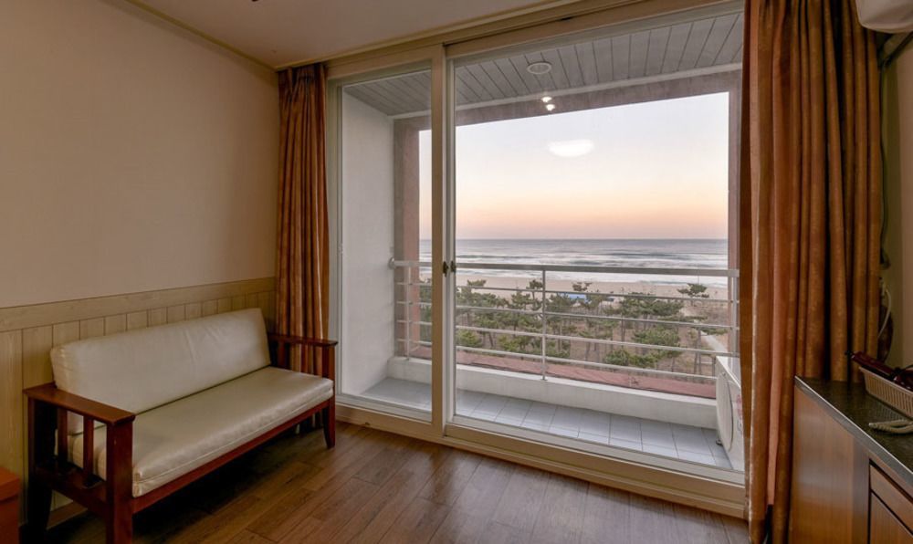 Pine Beach Yangyang Zewnętrze zdjęcie