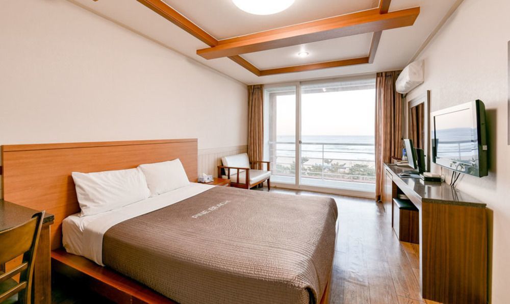 Pine Beach Yangyang Zewnętrze zdjęcie